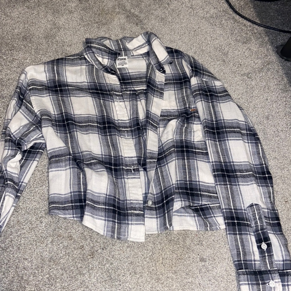 Cropped pink brand navy blue and white flannel size large